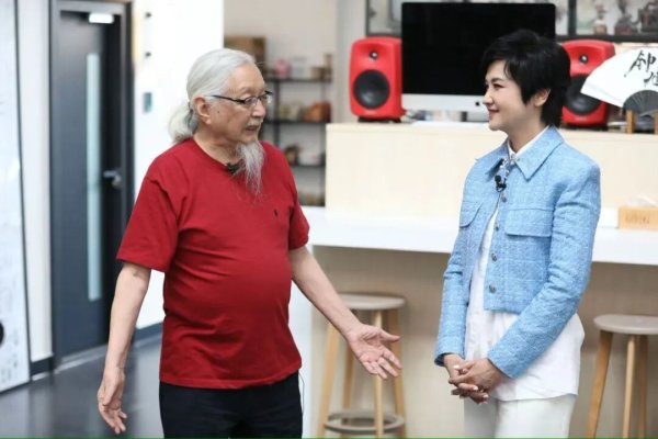 从香港武侠黄金时代到《镖人》，他用旋律定义了江湖